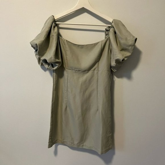 Willow Sage Green Puffy Sleeve Dress - NWT! - Picture 1 of 13